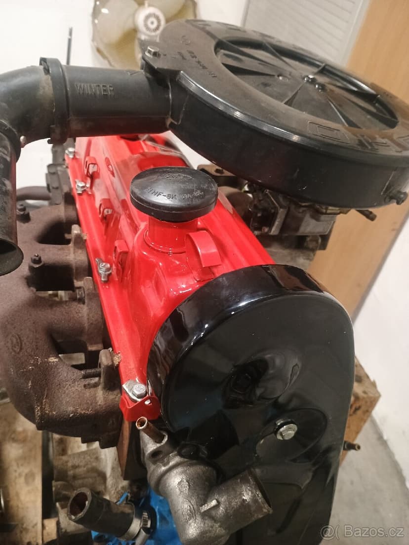 Prodám - vyměním 2x motor 1.6 A 1.8 ohc pinto + převodovka