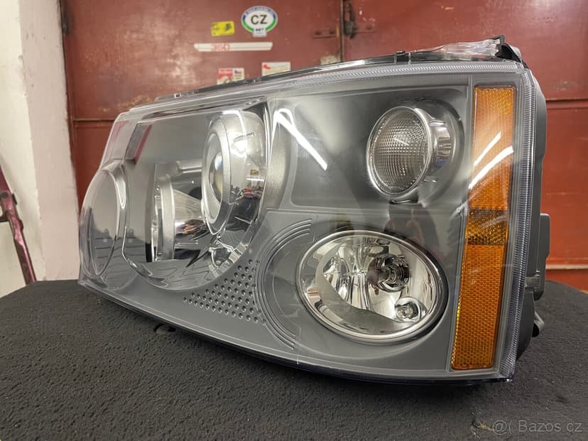 Range Rover sport L320 světla bixenon