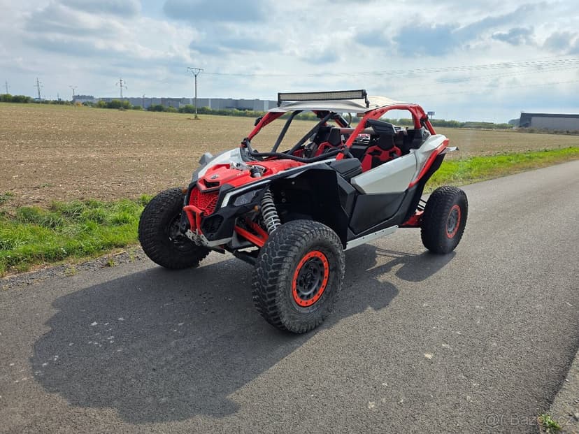 CAN AM MAVERICK X3 RC 2022