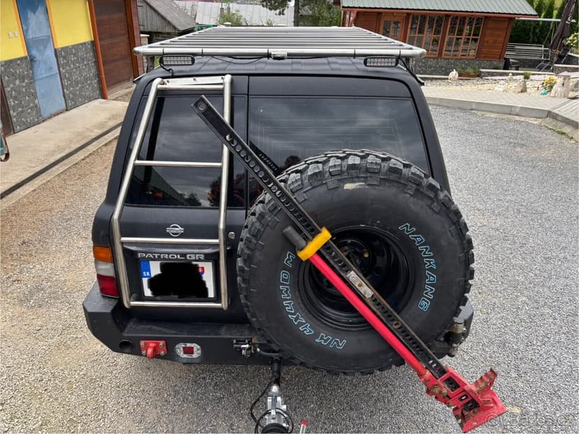 Nissan Patrol GR Y61 1999