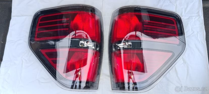 Ford F150 (2009-2014) - zadní světla - 2 sady