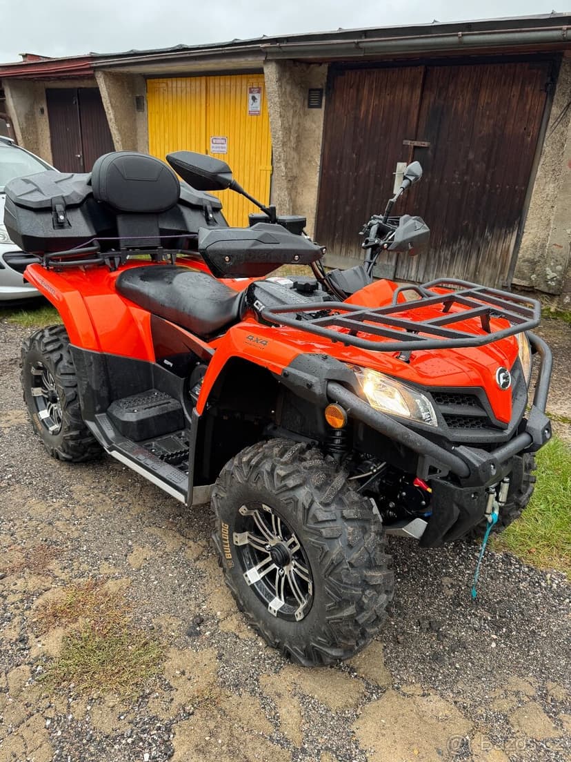 Čtyřkolka gladiator X520l