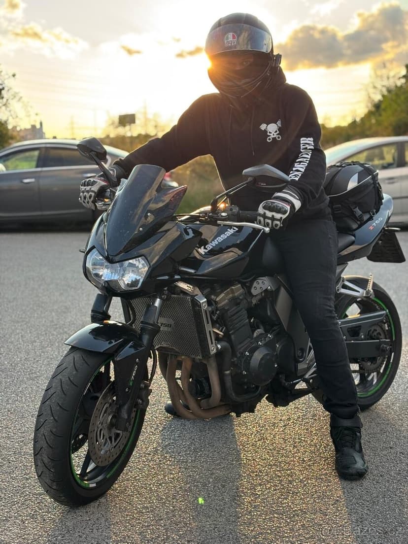 Kawasaki Z750 A2 (25kW v TP) | 50tis km | po velkém servisu
