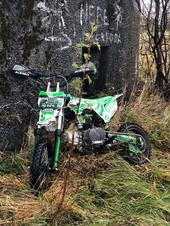 Pitbike Storm 125cc 14/12 – dobrý stav, doplňky