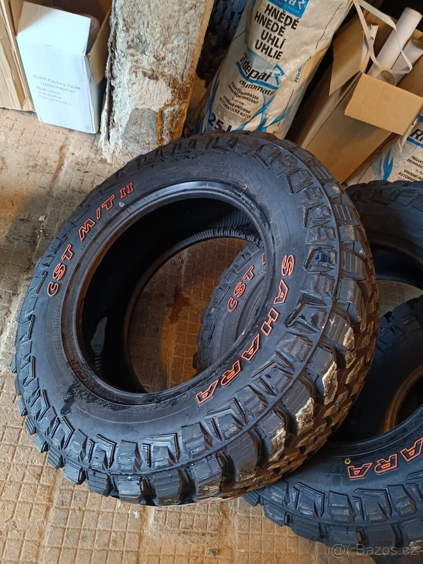 Offroad pneu 265/65 R17 CST
