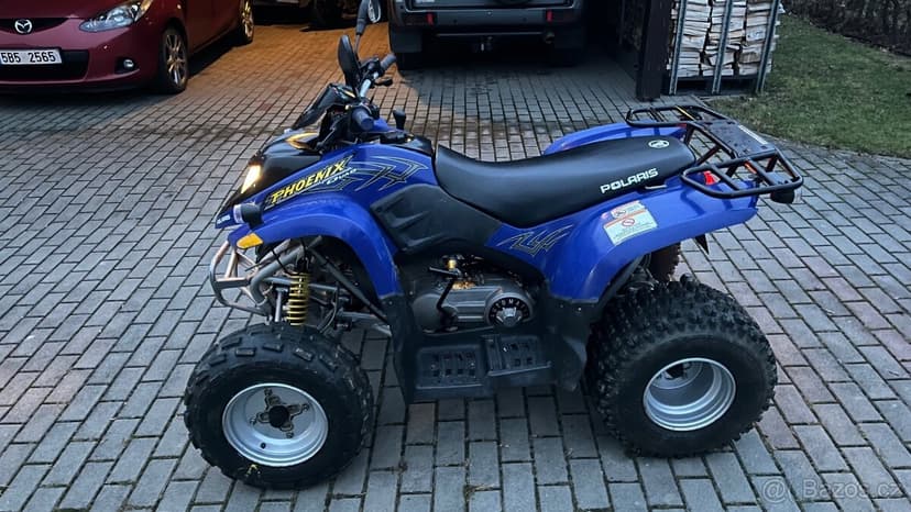 Polaris Phoenix 200 s bílou SPZ
