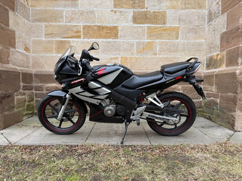 Honda CBR 125R