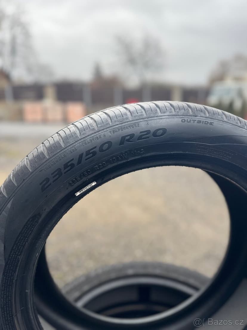 235/50 R20 Celoročně pneu sada Pirelli Scorpion Zero