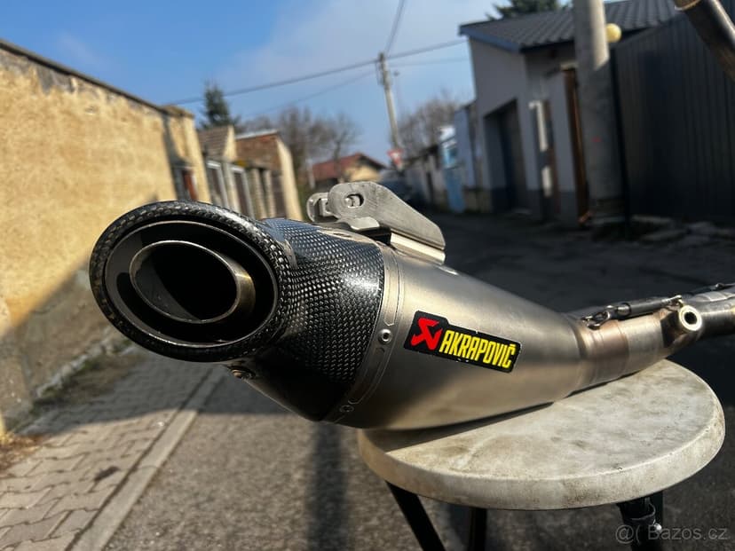 Výfuk Akrapovič Yamaha MT07