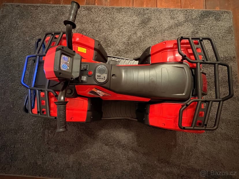 Nová dětská elektrická čtyřkolka