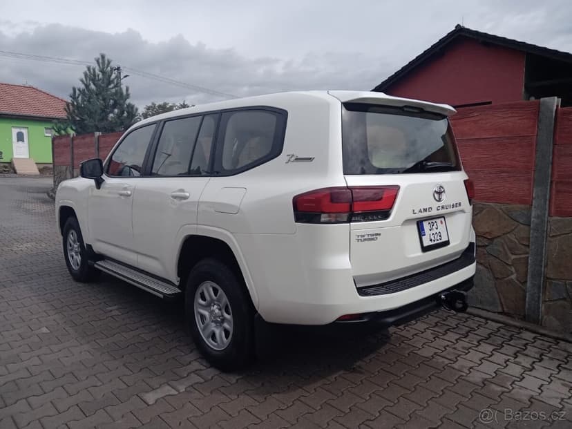 Land Cruiser LC 300 GX DIESEL 3,3L,10AT,305 PS,  NEW 2023