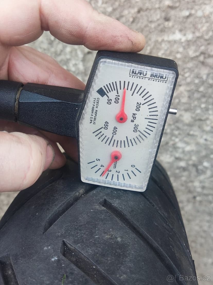 Přední kolo 120/70 R17