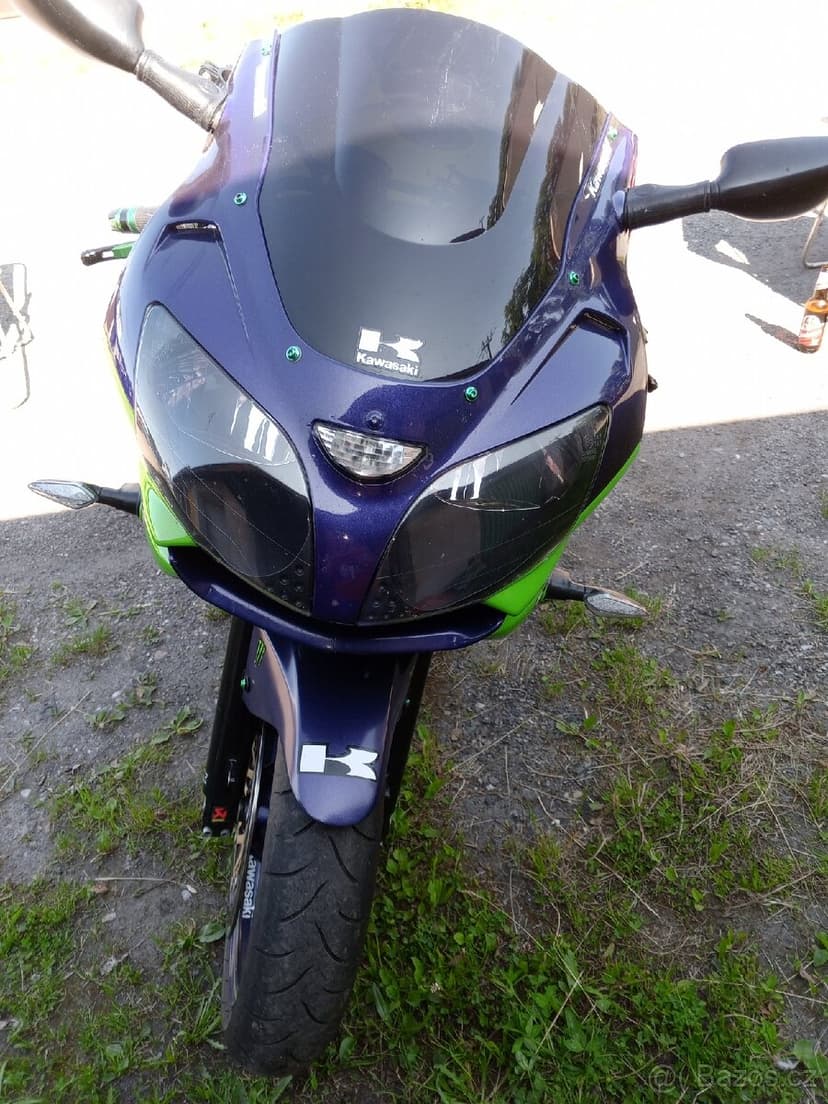 Kawasaki Ninja ZX 9 R