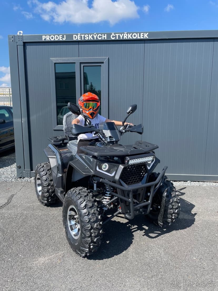 Čtyřkolka Armour 200cc 1G10 CVT - CARBON