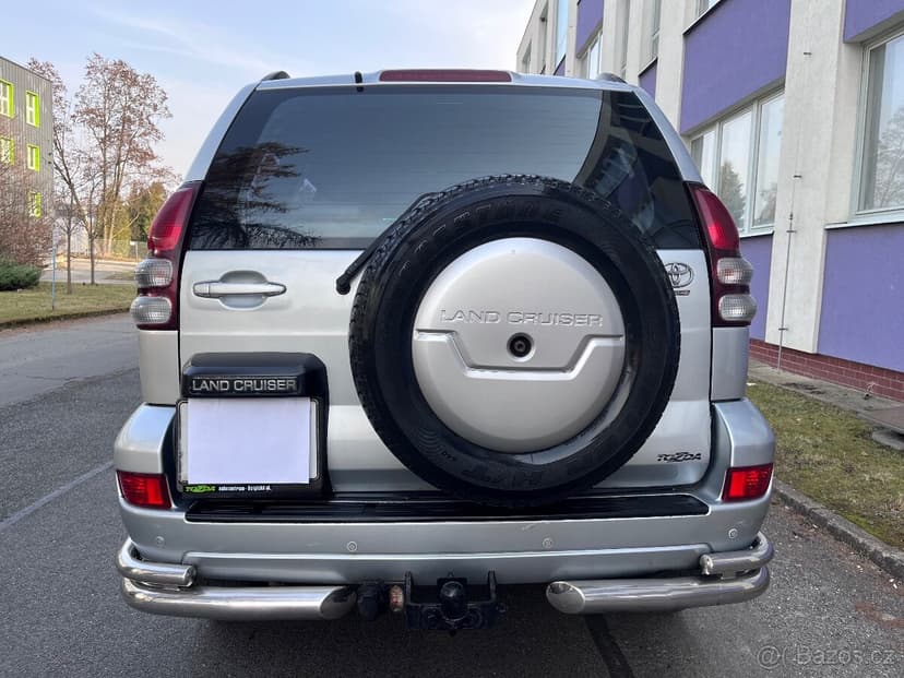 Toyota Land Cruiser 120 3,0D 4WD/automat 8-místný