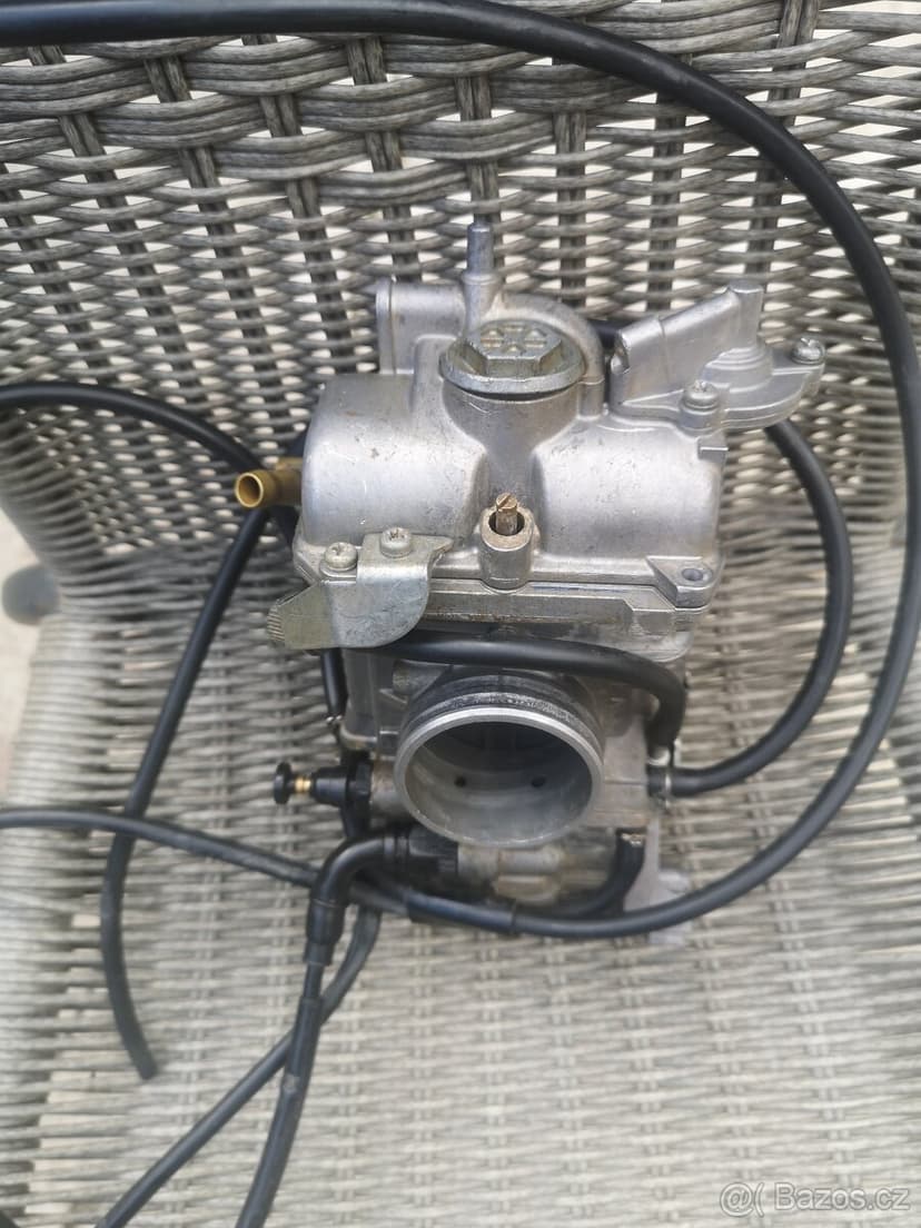 Honda CRF 450R, 2007, karburátor.