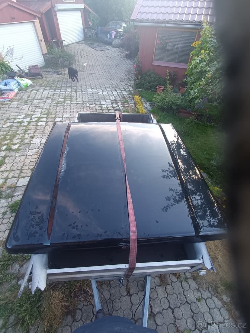 Viko , kryt korby Ford f150 f-150