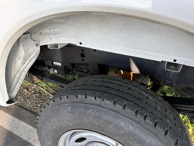 Ford F250 super duty 6,8 V8 6míst