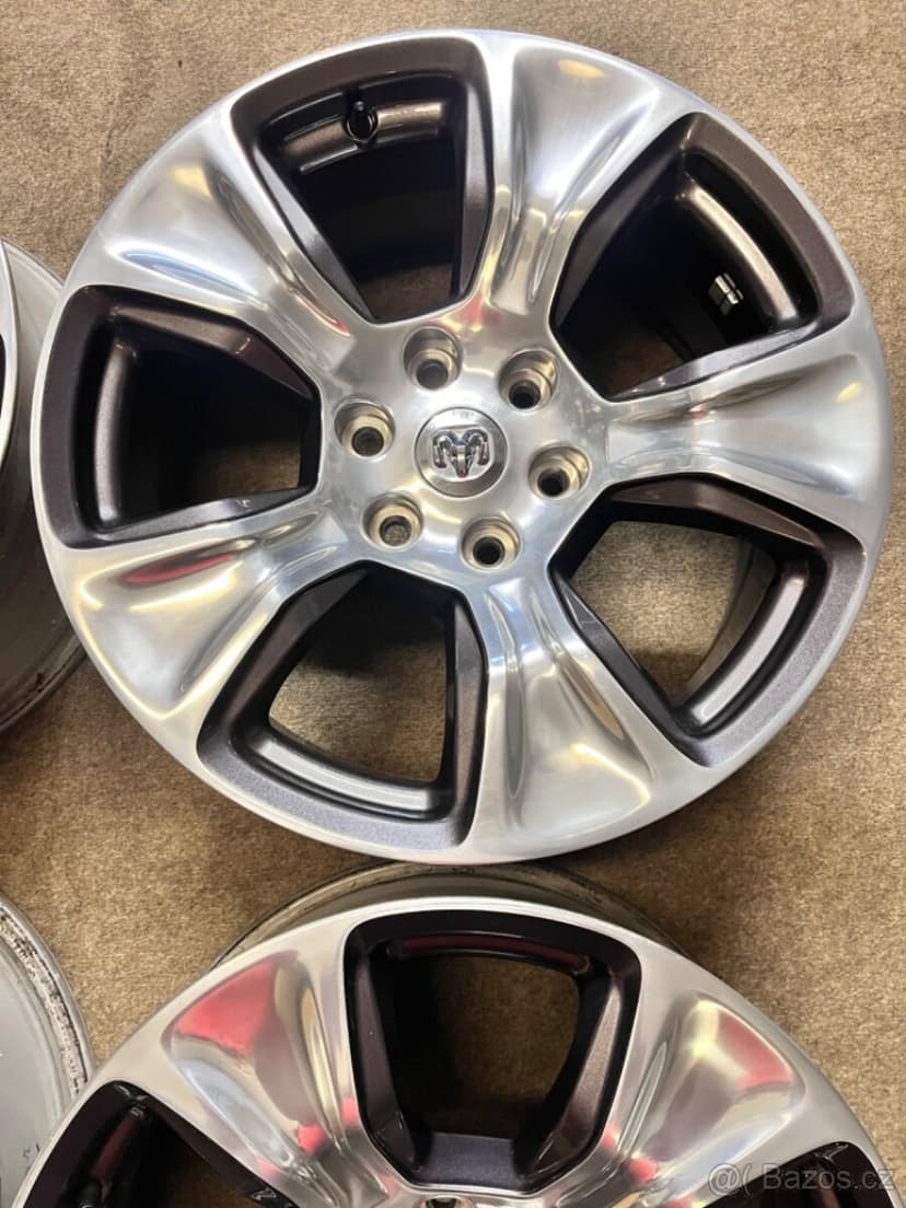 6x139.7 R20 Dodge RAM 1500 5.generace + senzor - TOP
