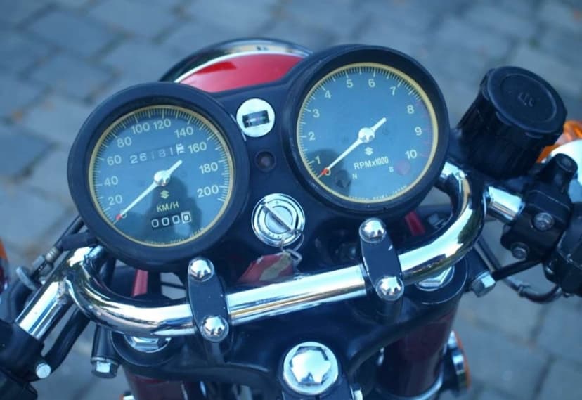 Suzuki GT 250 Ram Air System 1973