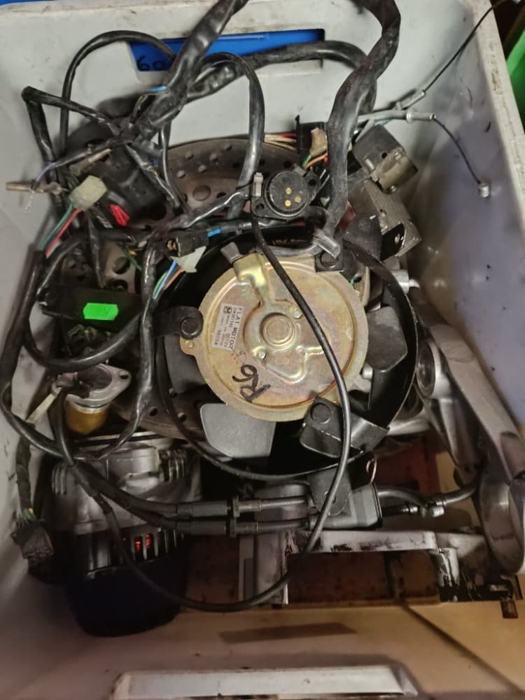 Náhradní díly Yamaha R6, R1