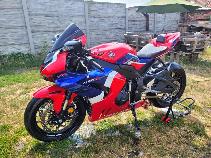 Honda CBR 1000RR-R 10/2021