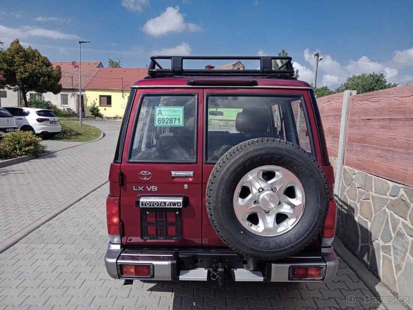 Land Cruiser 76 HZJ 4,5TD V8, 4x4 200 PS, Klima, 5MT, NEW 21