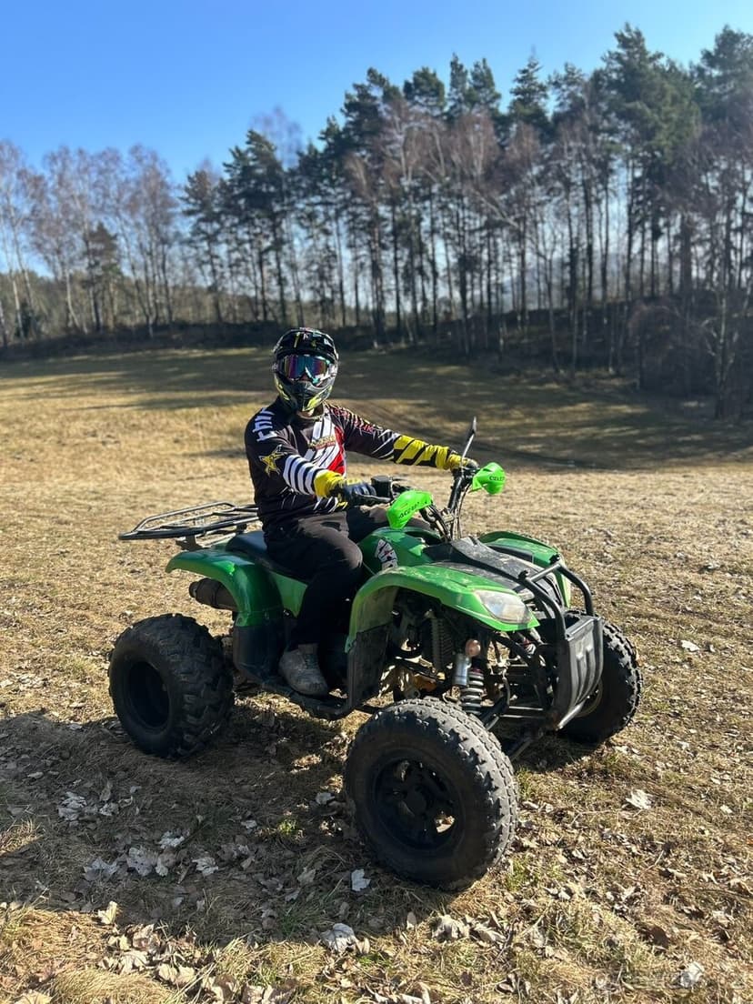 LYDA 250 na papírech