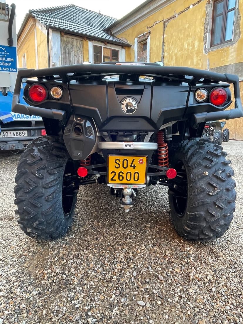 Can-Am Outlander 1000 (2021) – 170 mth, spolehlivý stroj