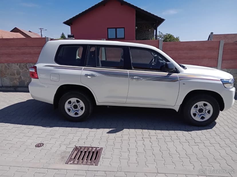 Toyota Land Cruiser LC 200 GX, 4,0 V6, Benzin, Manual, Nový