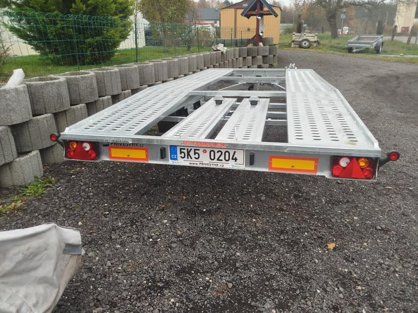 Autopřepravník 3000kg, certifikátVDI , 5x2m.