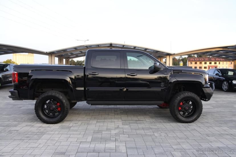GMC Sierra 1500 SLT 6,2 Black Ops byTuscany