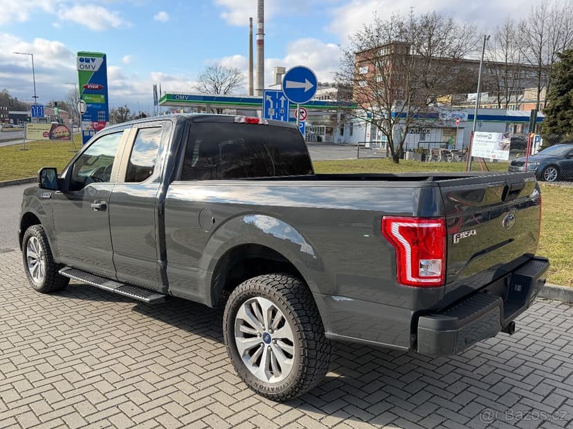 Ford F150 5.0 V8--4x4--2017--korba 2m--