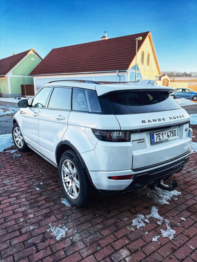 Range Rover Evoque 2.0 D, 132 kW, 2015 skvělý stav
