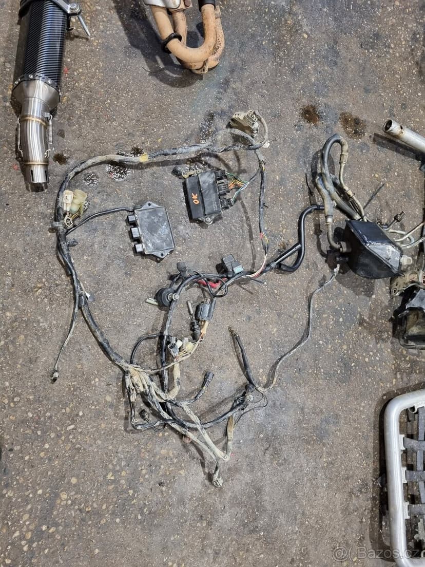 Yamaha raptor 660 díly