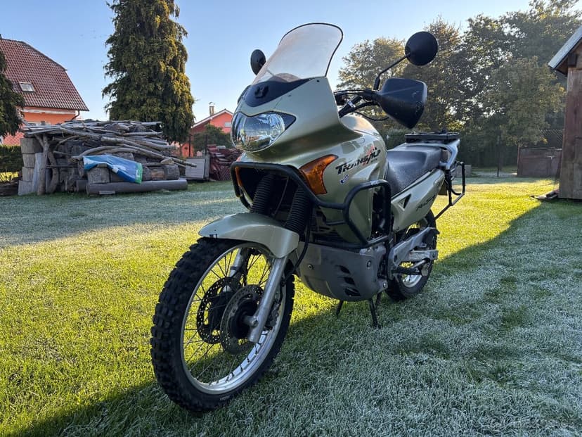 Honda transalp 650