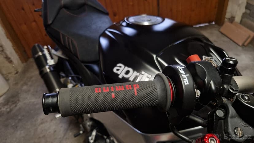 Aprilia Tuono V4R, 123kW bez APRC, r.v. 2013