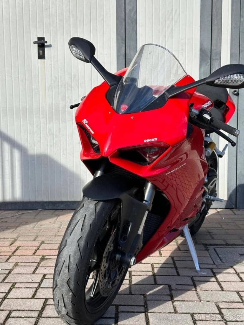 Prodám DUCATI PANIGALE V2