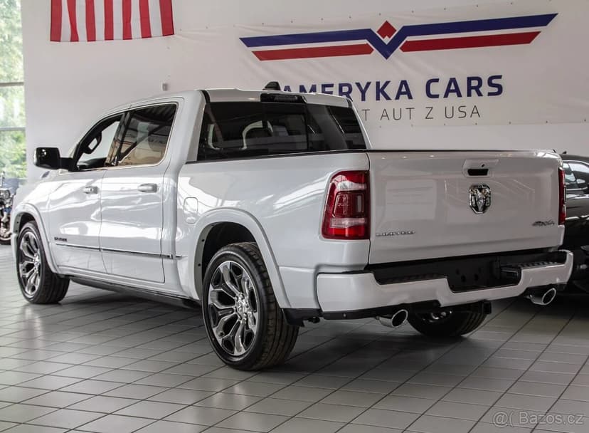 RAM 1500 Crew Cab Limited