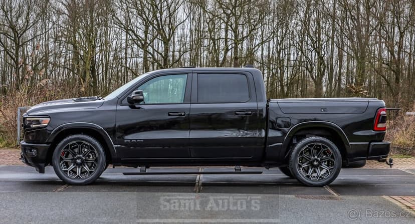 Dodge RAM 5.7L V8 HEMI Limited NIGHT 10/2024