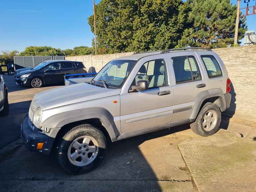Jeep Cherokee KJ 2.8crdi 120 kw