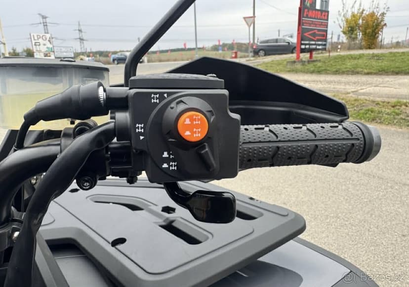 Čtyřkolka Segway Snarler AT6 Limited  E5