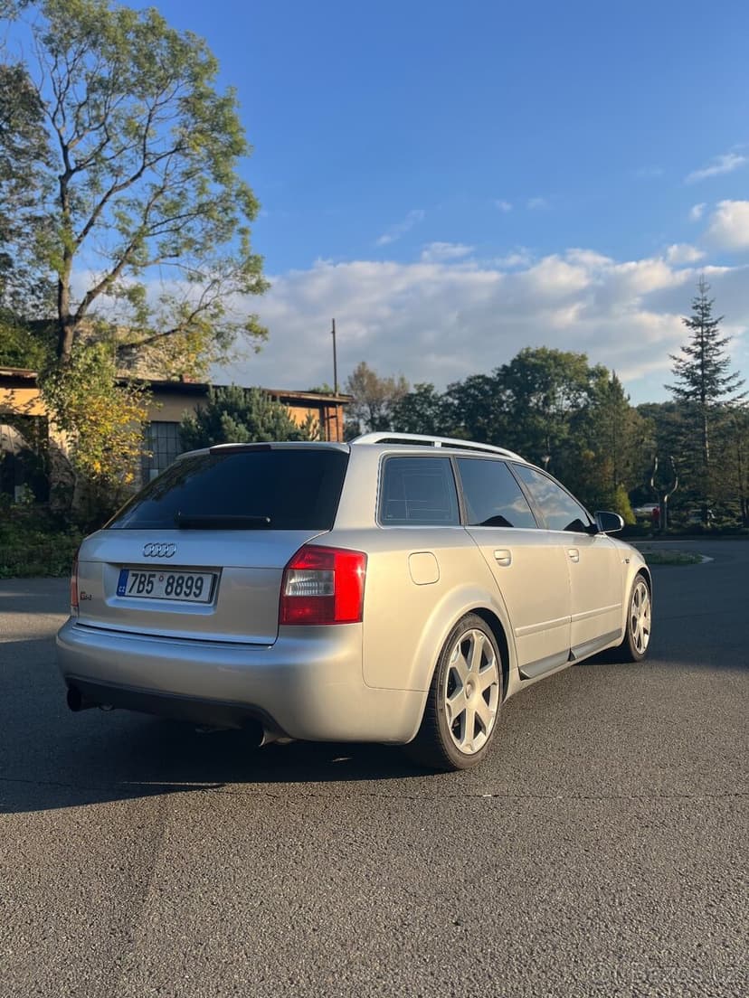Audi S4 b6 4.2 V8 po Go