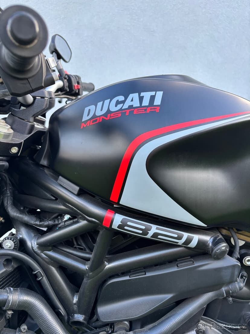 Ducati Monster 821 Stealth
