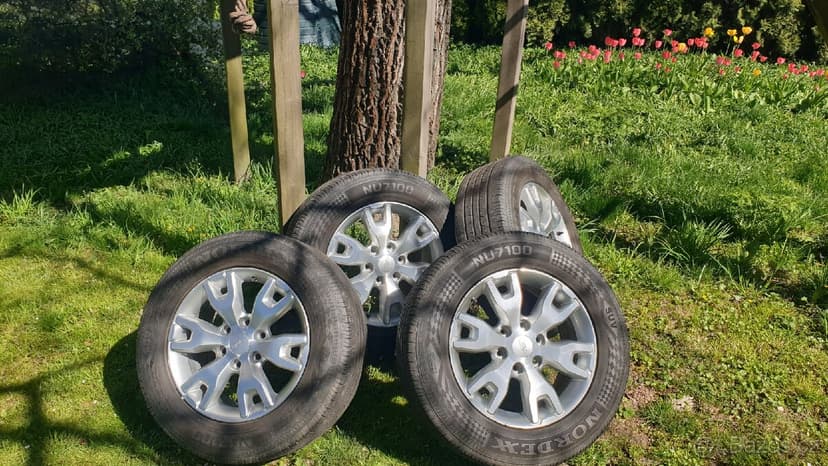 Prodám original 18" disky na Ford F250 SUV vč. pneu