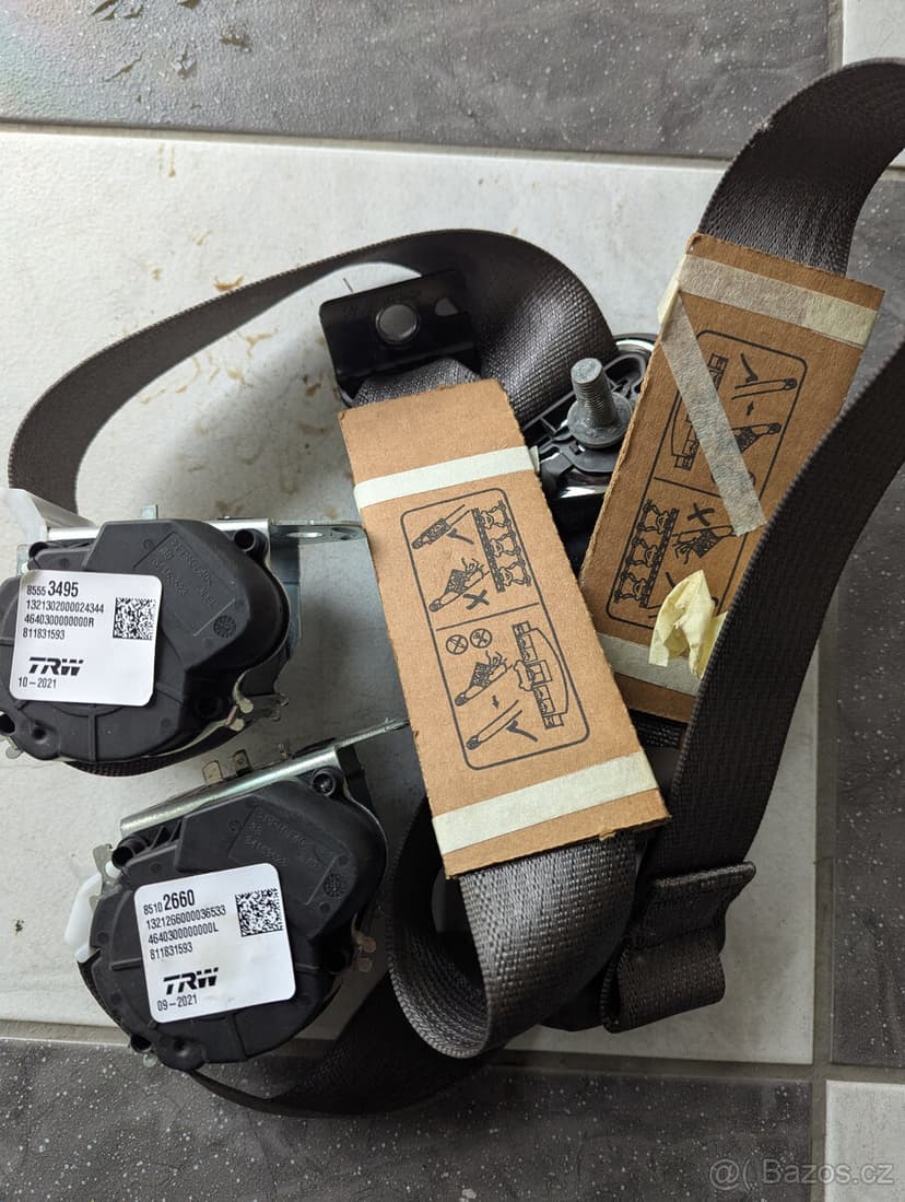 Chevrolet Tahoe sedačky