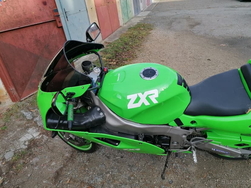 Kawasaki zxr 750