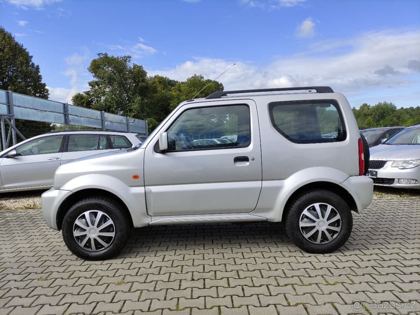 SUZUKI JIMNY 1.3i 63KW 4x4,ZÁVĚS,KLIMA,HAGUSY,4x EL.OKNA.