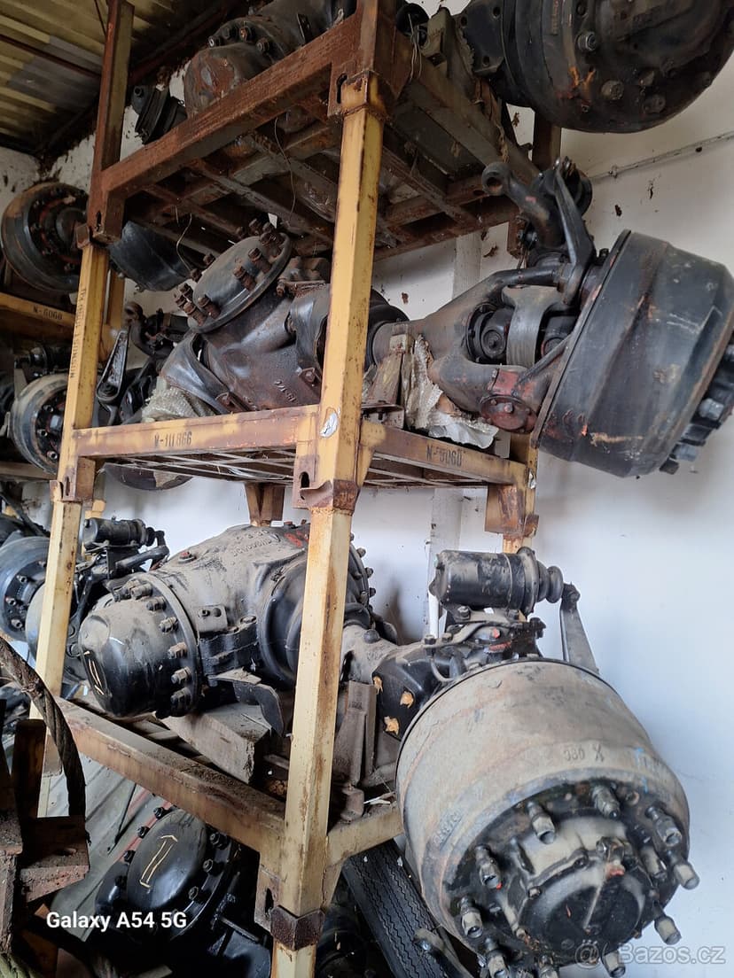 TATRA 813 Náhradní díly