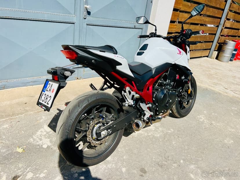 Honda CB750 Hornet Sport, možnost splátek a protiúčtu